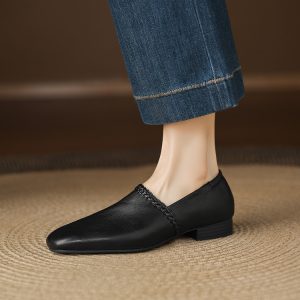 Deep Mouth Flat Shoes - Women's Retro Slip-On Low Heel Square Toe